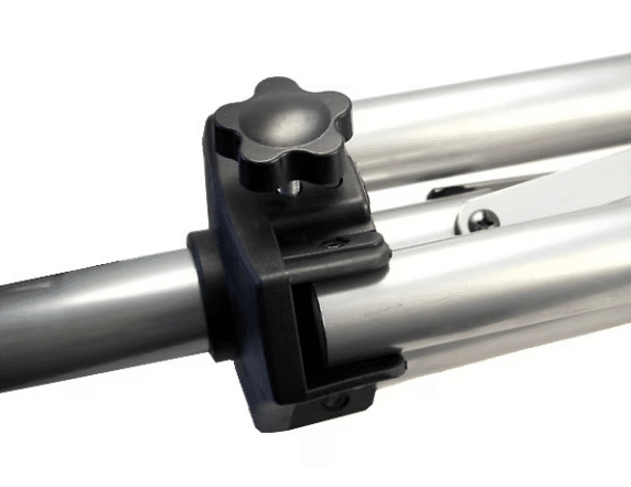 Suport metal tip trepied pentru boxe , greutate maxima 30 KG , extensie 1.5 Metri gri